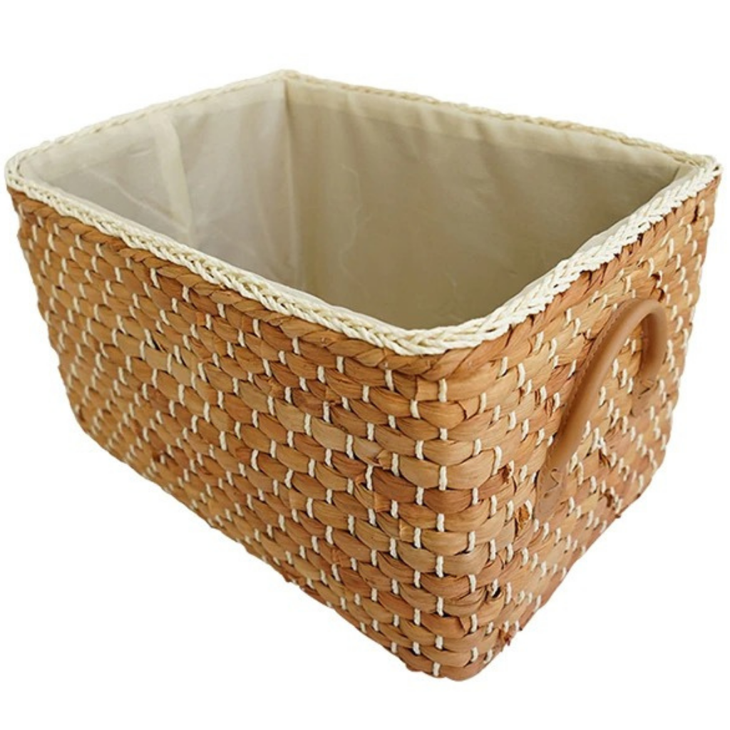 Panier en osier tressé à la main