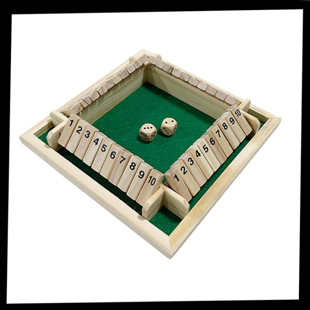 Jeu de dés en bois