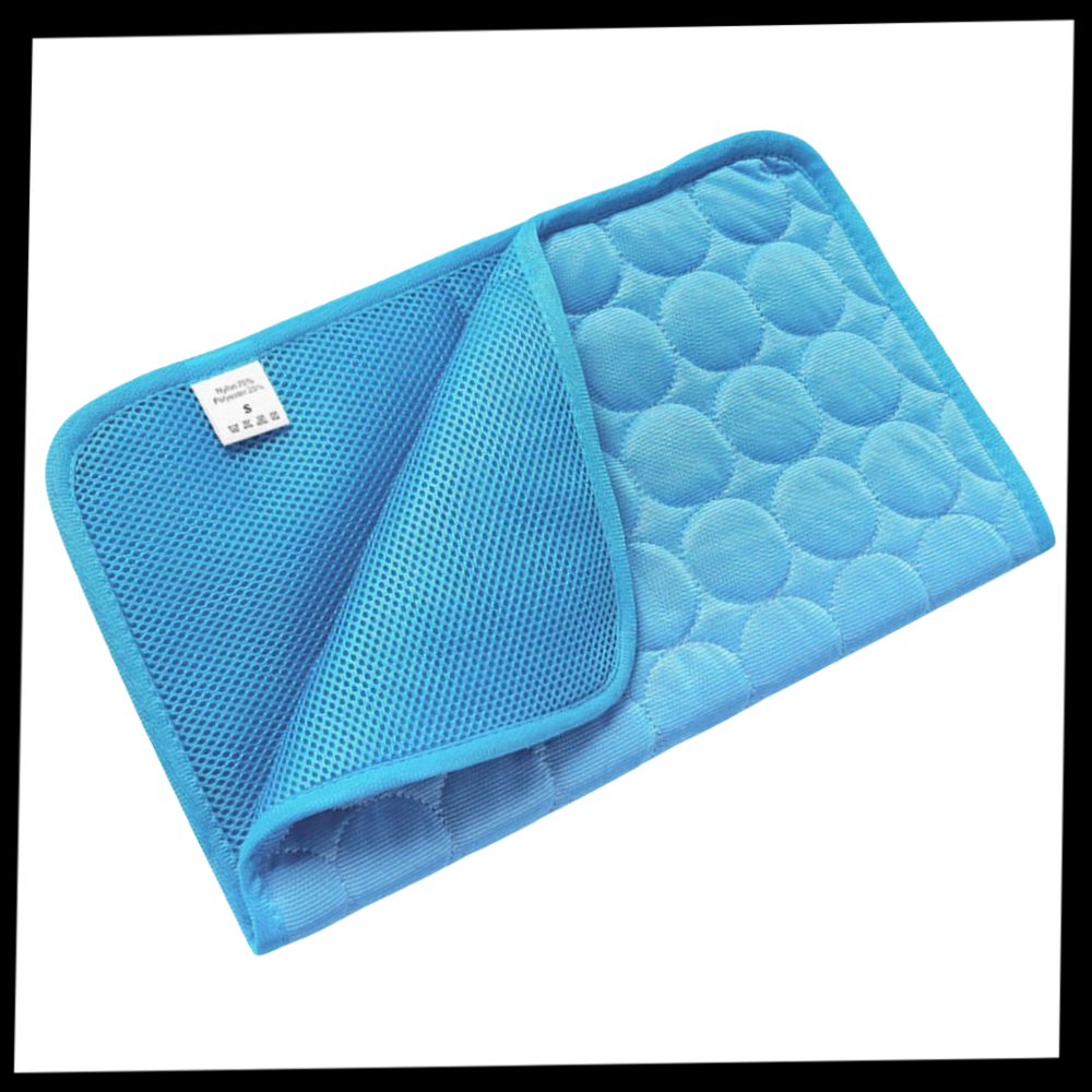 Tapis rafraîchissant en soie pour animaux de compagnie
